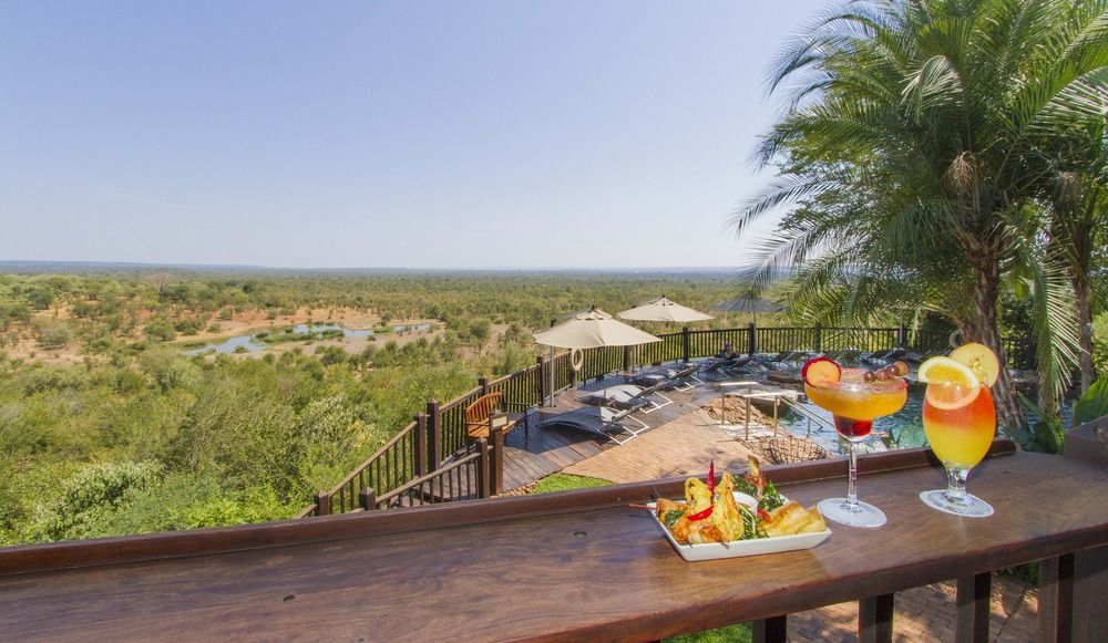 Victoria Falls Safari Club Exterior foto