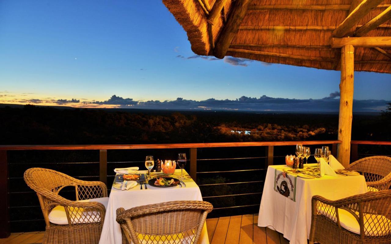 Victoria Falls Safari Club Exterior foto
