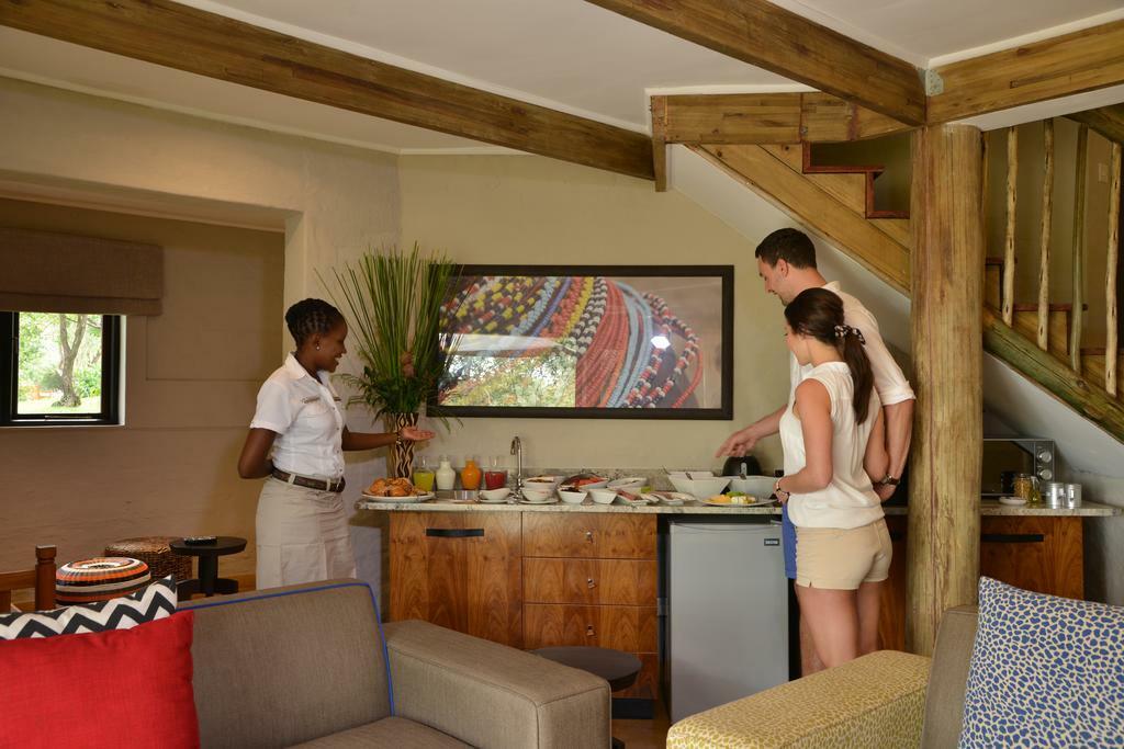 Victoria Falls Safari Club Exterior foto